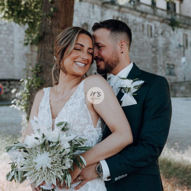 Hochzeitsfoto von Jessica & Luca, aufgenommen von Marcel-Hochzeitsvideo.de, das die unvergesslichen Momente ihrer Hochzeit festhält.